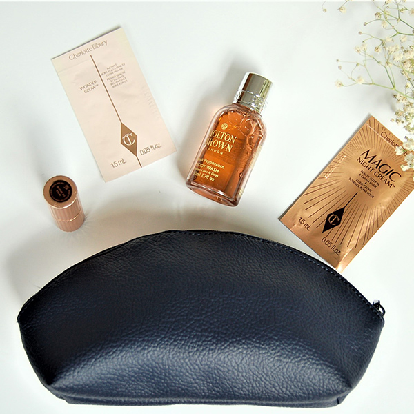 Borsa trucco in pelle curva